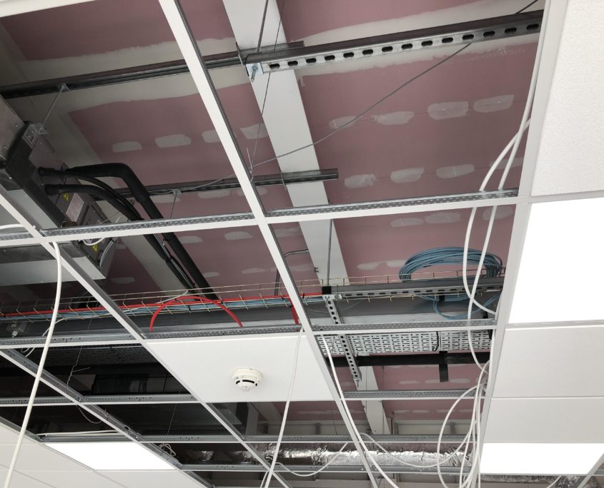 mf-ceiling-1 MF suspended ceiling fitted in a Swindon commercial unit for access